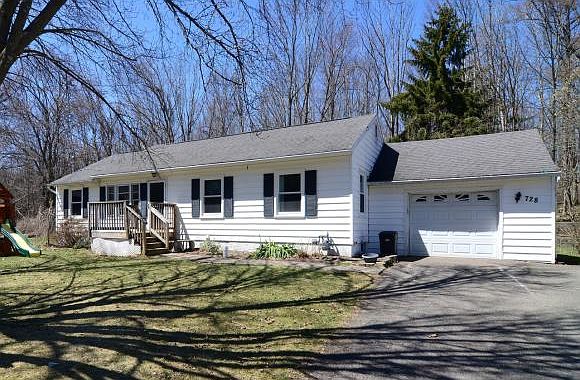 1st image of 728 Delano Ave