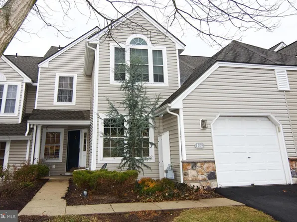 162 Hawthorne Ct, Wyomissing, PA 19610