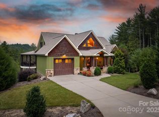 5378 Oak Crest Ln #114/115, Lenoir, NC 28645