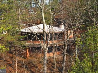 237 Sunset Cir, Cross Junction, VA 22625