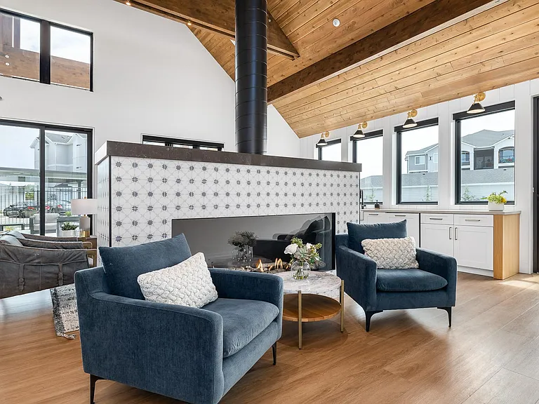Olivia Apartments — Photo 11
