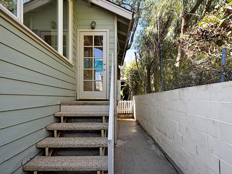300 Old Ranch Rd — Photo 31