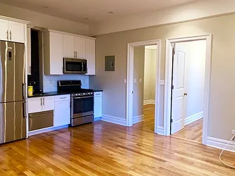 Rented by Rita S Citrin, LREB