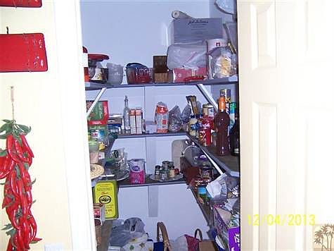 walk-in pantry