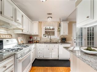 310 Knoll Ridge Ct, Alpharetta, GA 30022