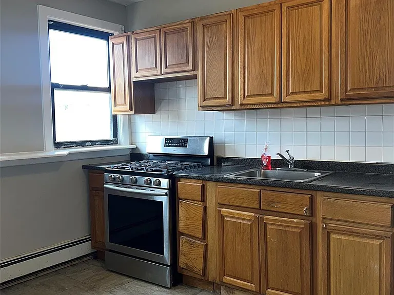 299 E 3rd St #2 — Photo 1
