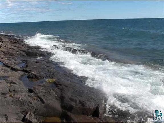 4th image of 1542 E Highway 61