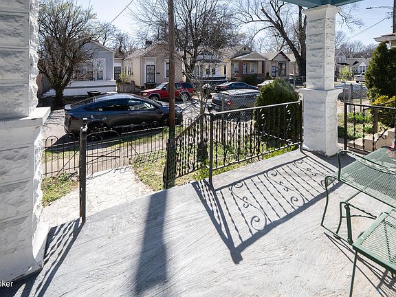 4th image of 1521 Gallagher St