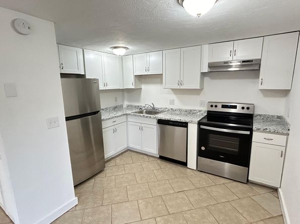 313 Laurel St APT 3