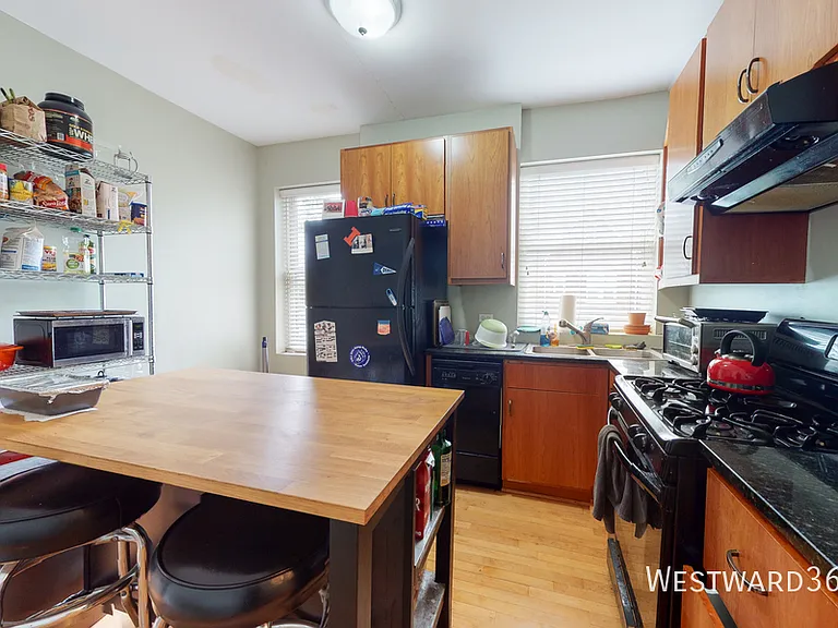 2701 N Richmond St #1 — Photo 2