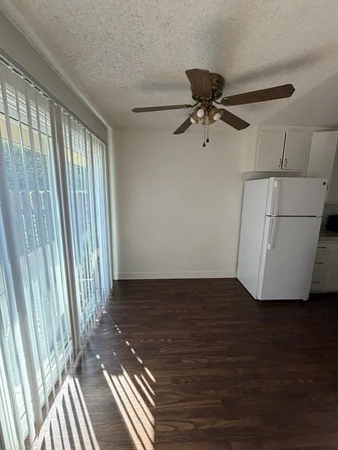 5932 Grand Ave — Photo 2