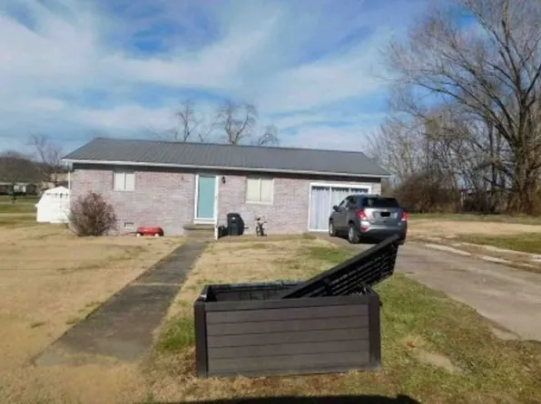 95 S Robertson St, Prichard, WV 25555