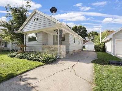 215 East SPRING STREET, Appleton, WI, 54911