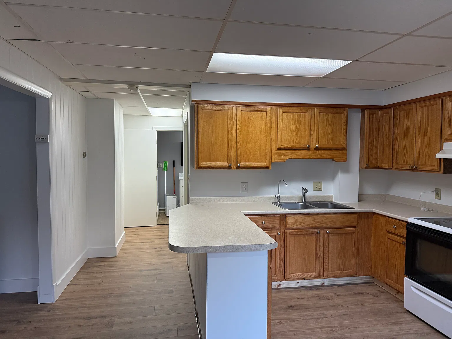 2 bed, 1170 sqft, $1,950 — Photo 4