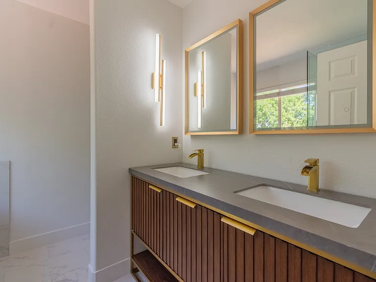 2510 S 450 West Cir — Photo 24