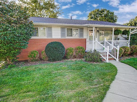 3rd image of 3295 Circle Ct