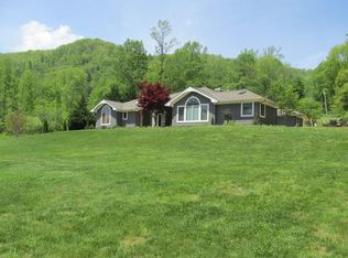 37 Old Rogers Ln, Sylva, NC 28779