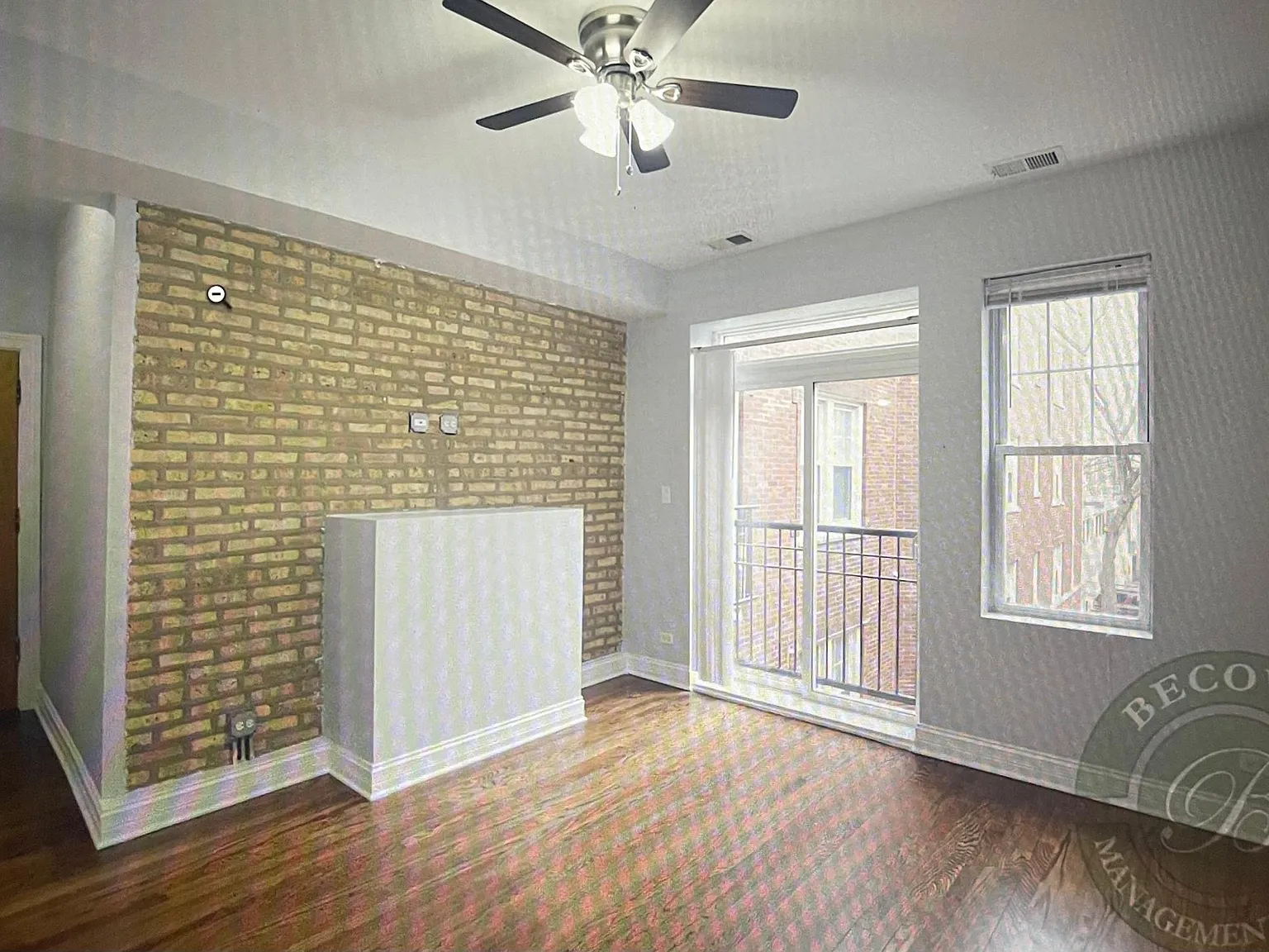 2 bed, 700 sqft, $2,295 — Photo 3