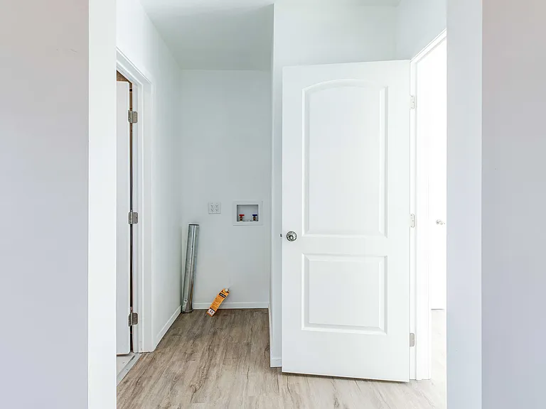 10108 Fernglen Ave #1 — Photo 11