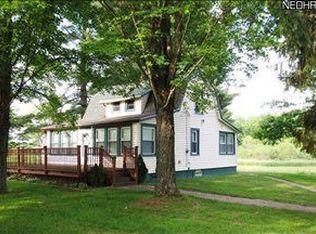 11291 Claridon Troy Rd, Chardon, OH 44024