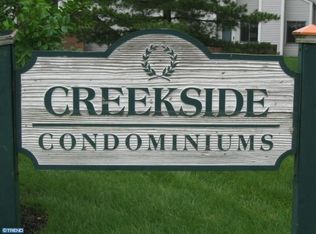 2706 Creekside Dr, Newark, DE 19711