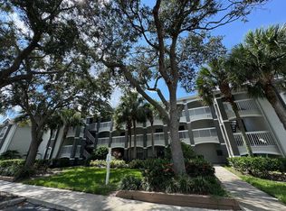 13941 Fairway Island Dr APT 712, Orlando, FL 32837