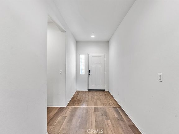 5th image of 2492 E Williamsburg Ln
