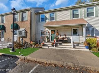 14 Gull Way, Keyport, NJ 07735