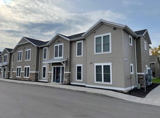 3048 32nd St SE #A102, Grand Rapids, MI 49512