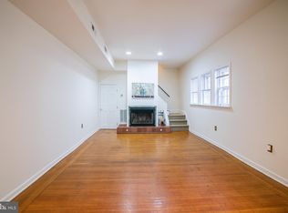 1823 Waverly St, Philadelphia, PA 19146