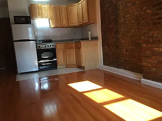 Rented by Warren T Real Estate Corp.