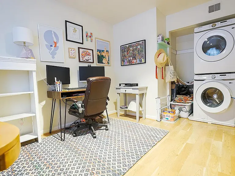 184 1st Ave #4 — Photo 6