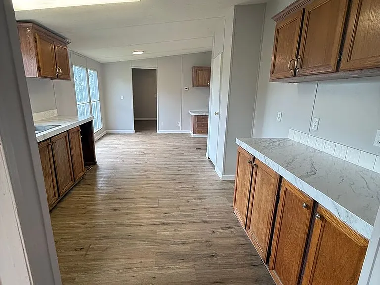 156 Sonnyland Dr — Photo 10