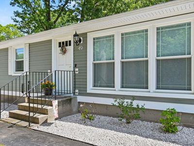 49 Anson St, Chicopee, MA, 01020