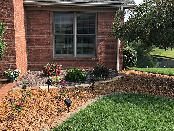 New corner landscaping 
