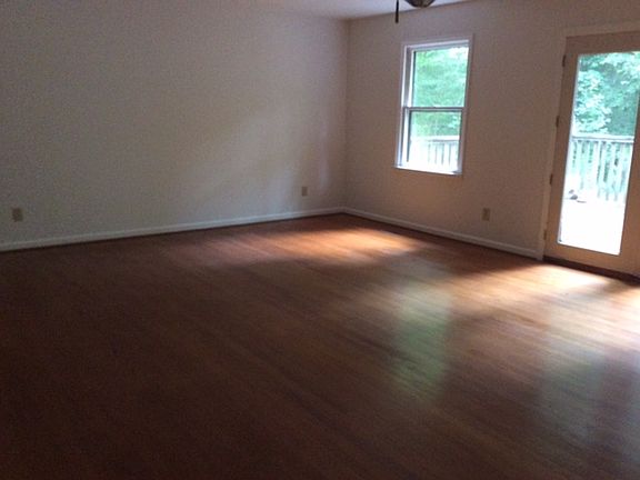 4th image of 4715 Kestrel Dr