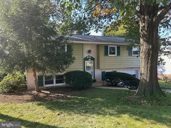 430 Pinehurst Rd, York, PA 17402