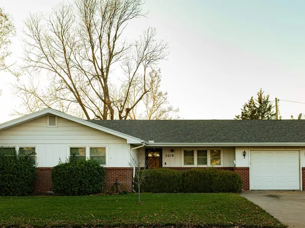 2219 Polk St, Great Bend, KS 67530