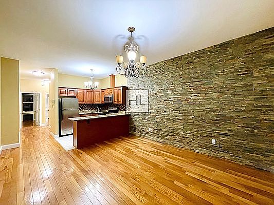 3rd image of 201 Menahan St #1A