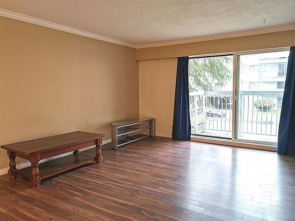 2nd image of 6420 Buswell St #101