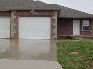 1308 W 16th St #B, Webb City, MO 64870