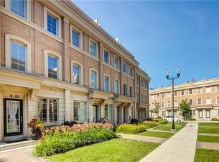 20 Hargrave Ln UNIT 4, Toronto, ON M4N 0A4