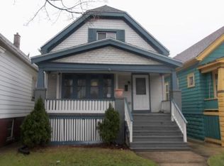 2625 W Burnham St, Milwaukee, WI 53204