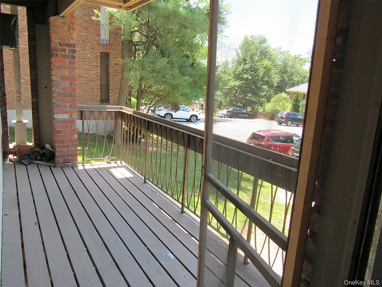 7 N James St #I — Photo 8