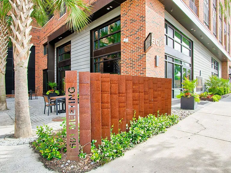 Meeting Street Lofts — Photo 28
