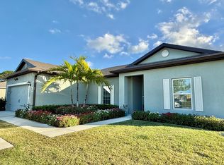 1742 SW Del Rio Blvd, Port Saint Lucie, FL 34953