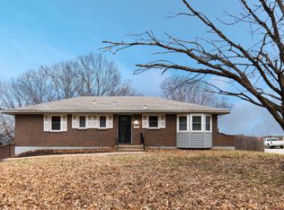 725 NW 6th Street Ter, Blue Springs, MO 64014