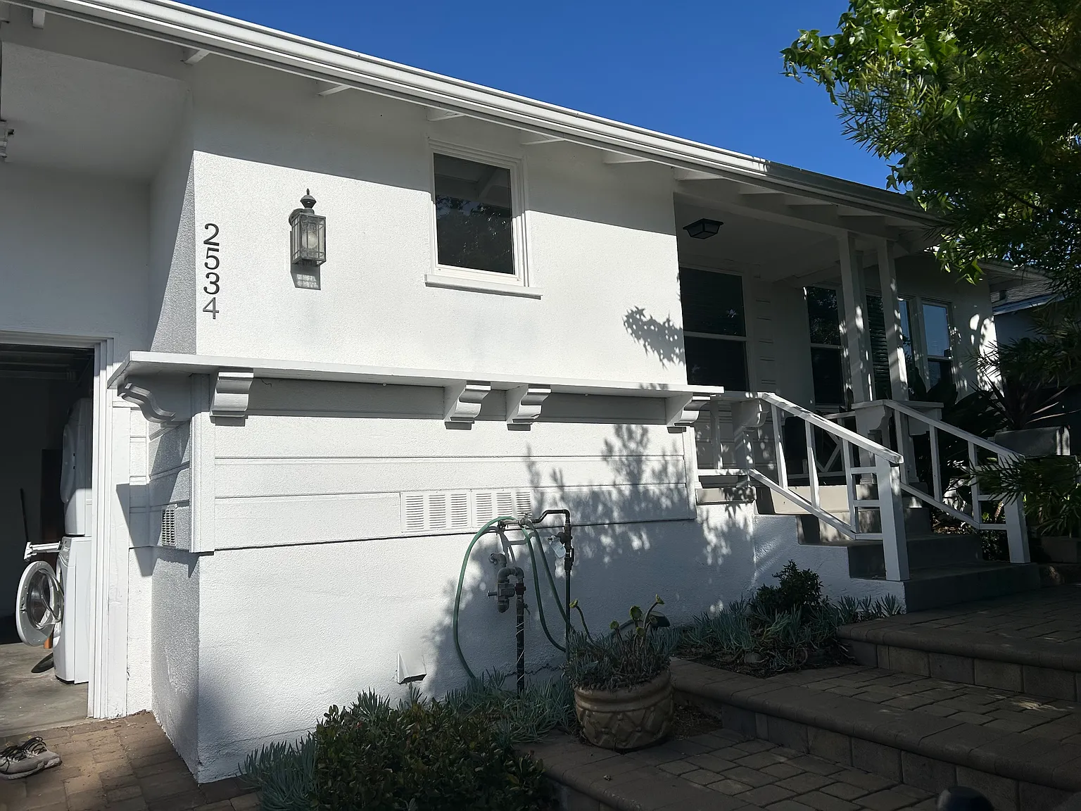 Las Positas Rd, Santa Barbara — Photo 2
