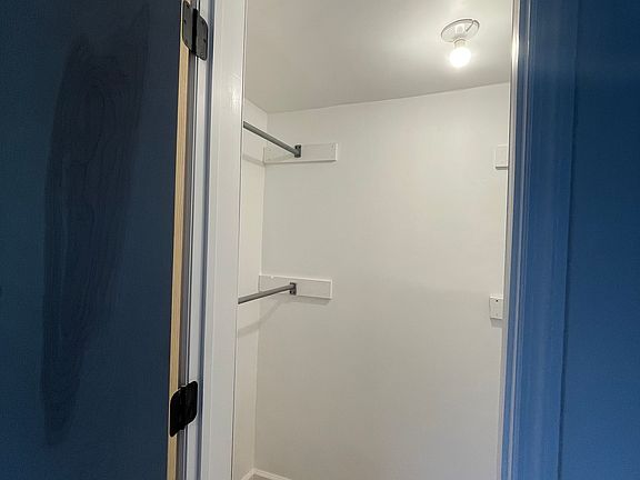 5th image of 415 W Depot St #415