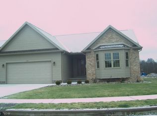 989 Park Pl, Niles, OH 44446